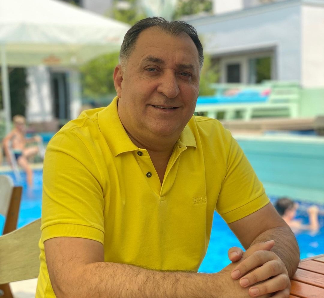 Sotia lui Vali Vijelie, reacție vehementa dupa ce sotul ei a fost surprins in compania altei femei 5