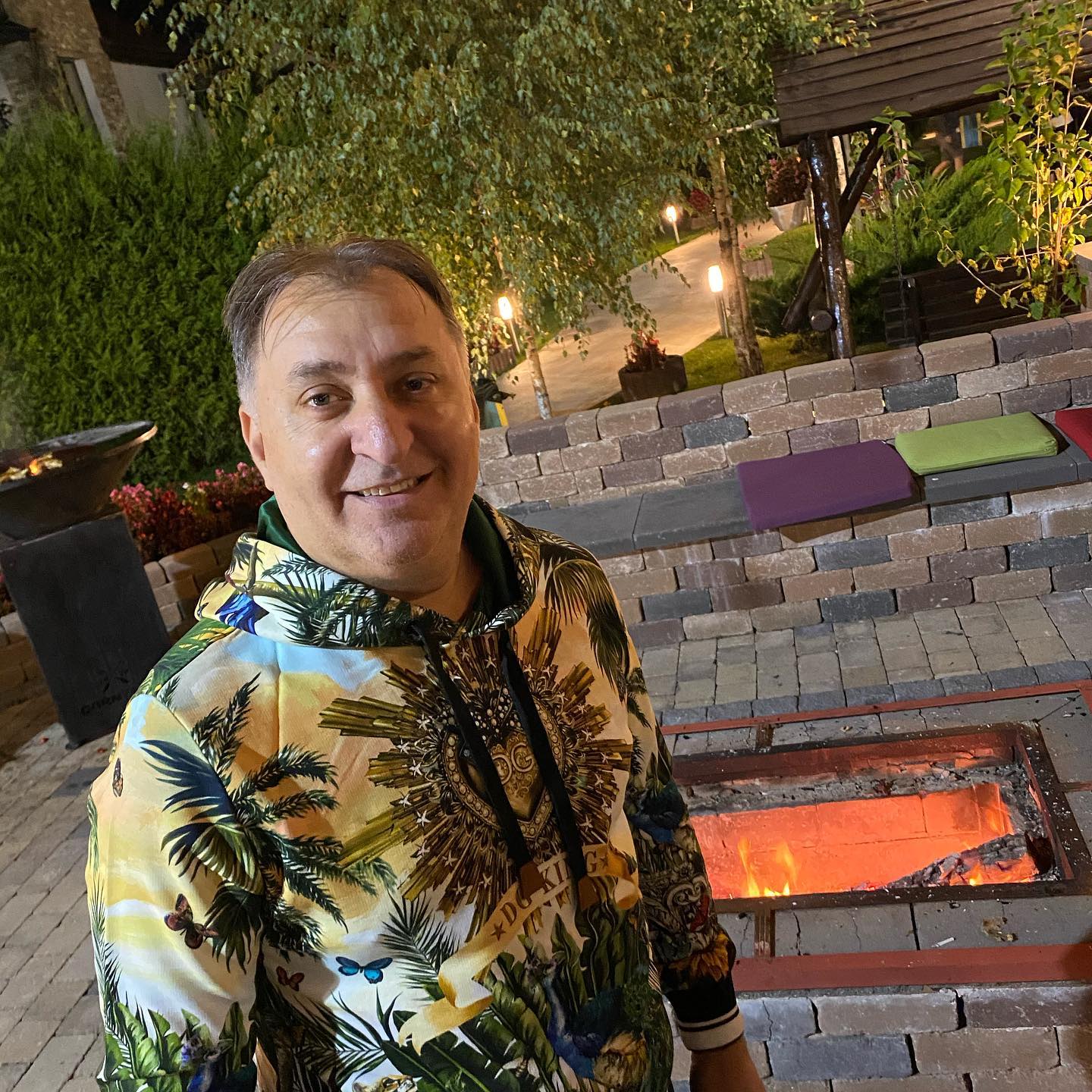 Sotia lui Vali Vijelie, reacție vehementa dupa ce sotul ei a fost surprins in compania altei femei 6