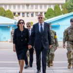 Tinuta cu care sotia presedintelui Iohannis i-a cucerit pe criticii de moda 4