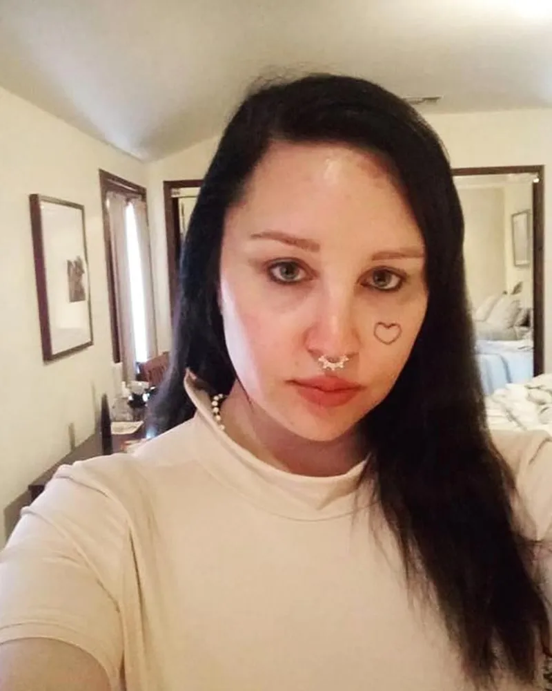 Vedeta de la Hollywood care a ajuns de recunoscut 9