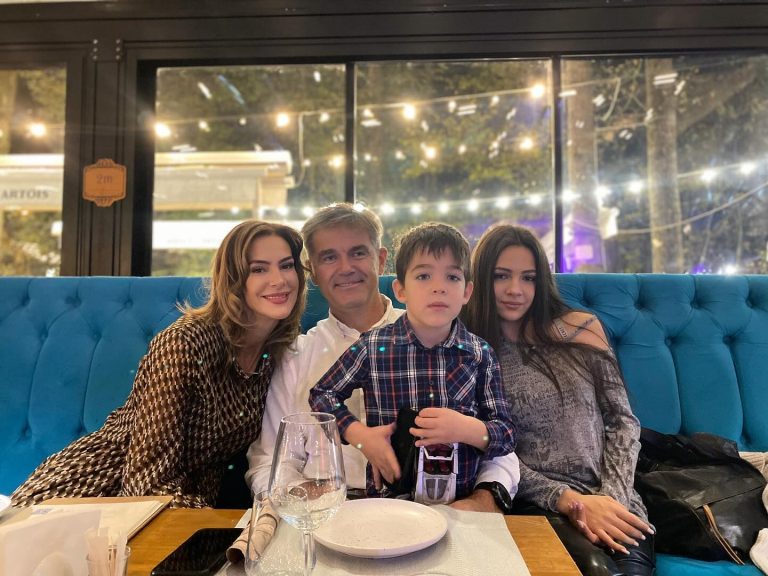 Roxana Ciuhulescu, mamă la 45 de ani? Fosta concurentă de la Survivor ne-a dezvăluit totul: ”Ne-am propus să facem la fiecare câțiva ani câte un copil” VIDEO EXCLUSIV