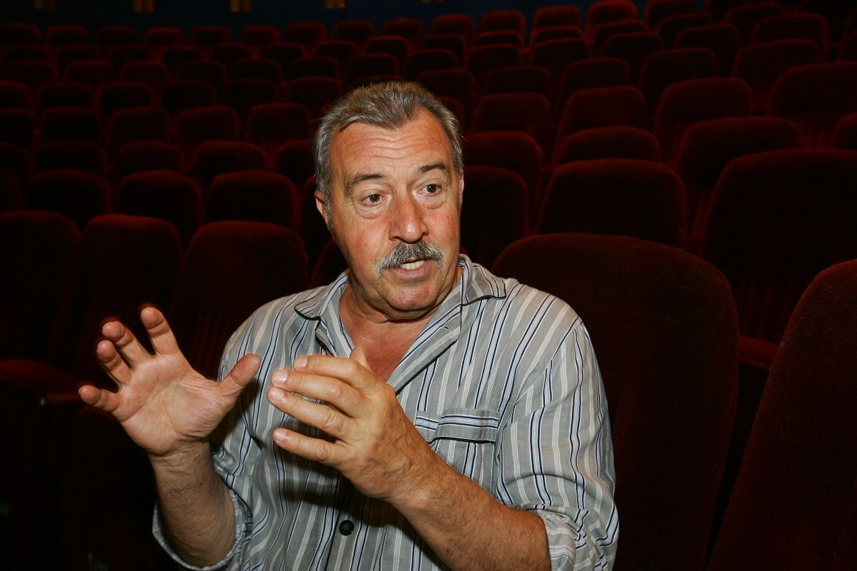 A murit Costel Constantin