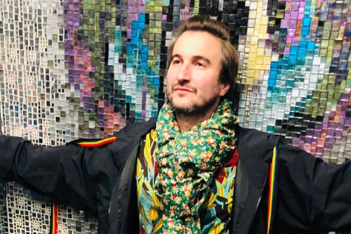 Alex Dobrescu, fostul iubit al Cristinei Cioran, parastas de lux la 40 de zile de la incinerarea mamei sale