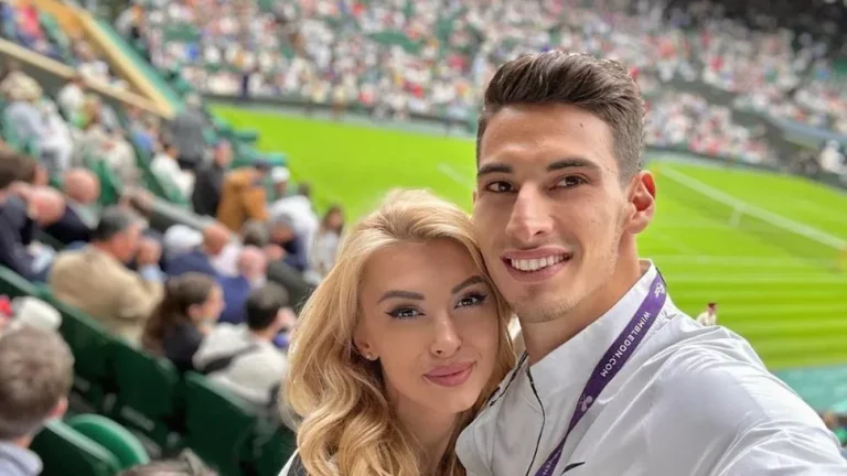 Andreea Bălan, inspirată de Victor Cornea în muzică: „Întotdeauna am cântat despre ceea ce am simțit!” EXCLUSIV