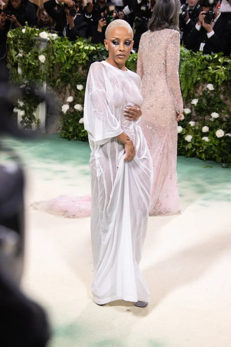 Aparitie soc la Met Gala 2024 21