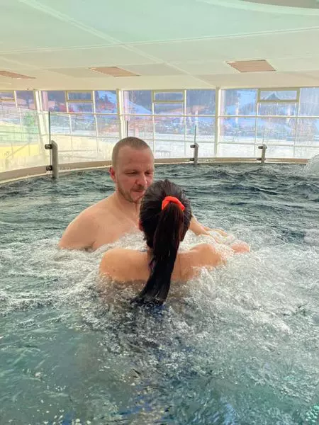 Cat de mult s-a schimbat fosta sotie a lui Razvan Simion 1