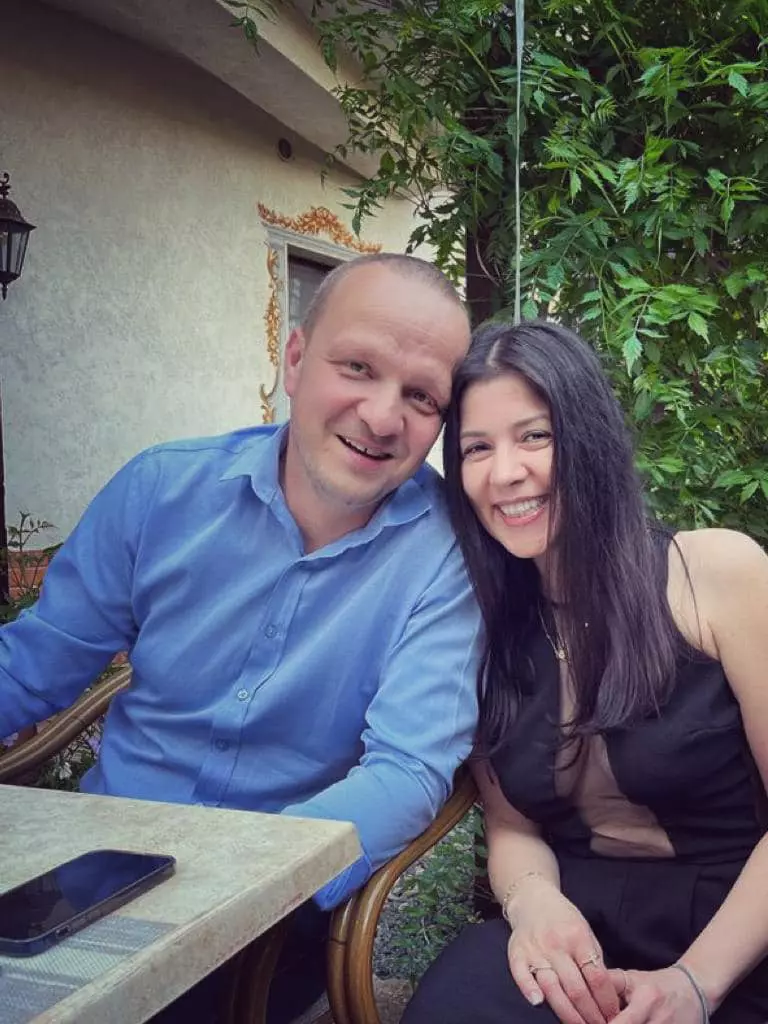 Cat de mult s-a schimbat fosta sotie a lui Razvan Simion 7