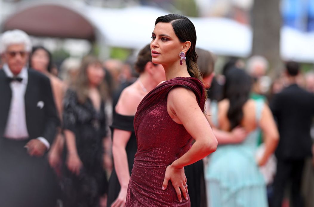 Catrinel Menghia, ravisanta intr-o rochie cu paiete 5