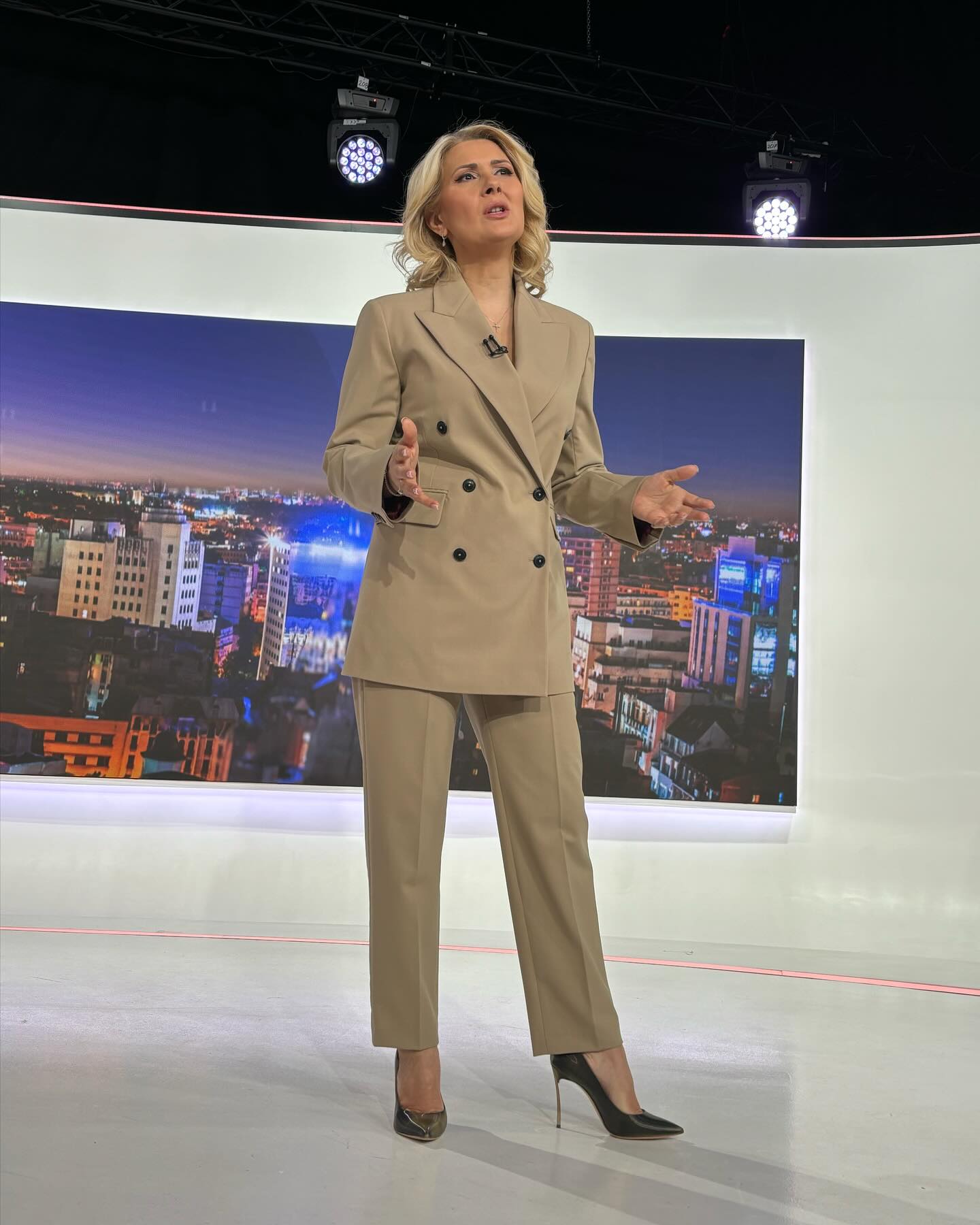 Ce dezvaluire a facut Alessandra Stoicescu despre salariul Andreei Esca 5