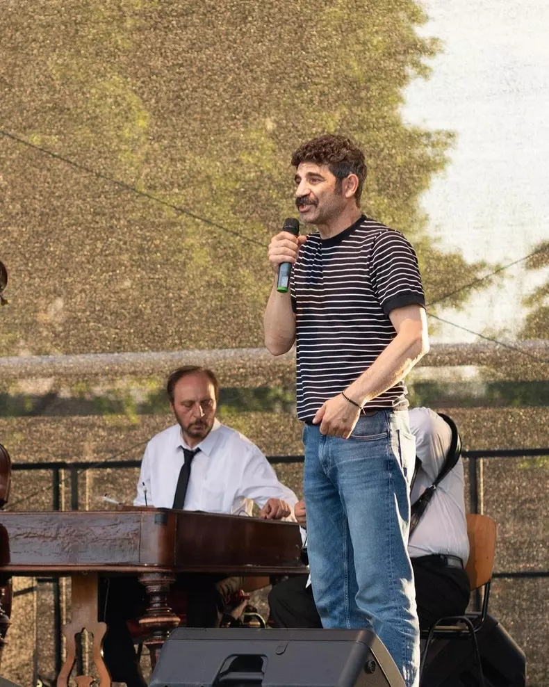 Cu ce se ocupa și cum arata sotia lui Toma Cuzin, Firicel din Las Fierbinti 7