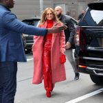 Culori care se potrivesc cu rosu