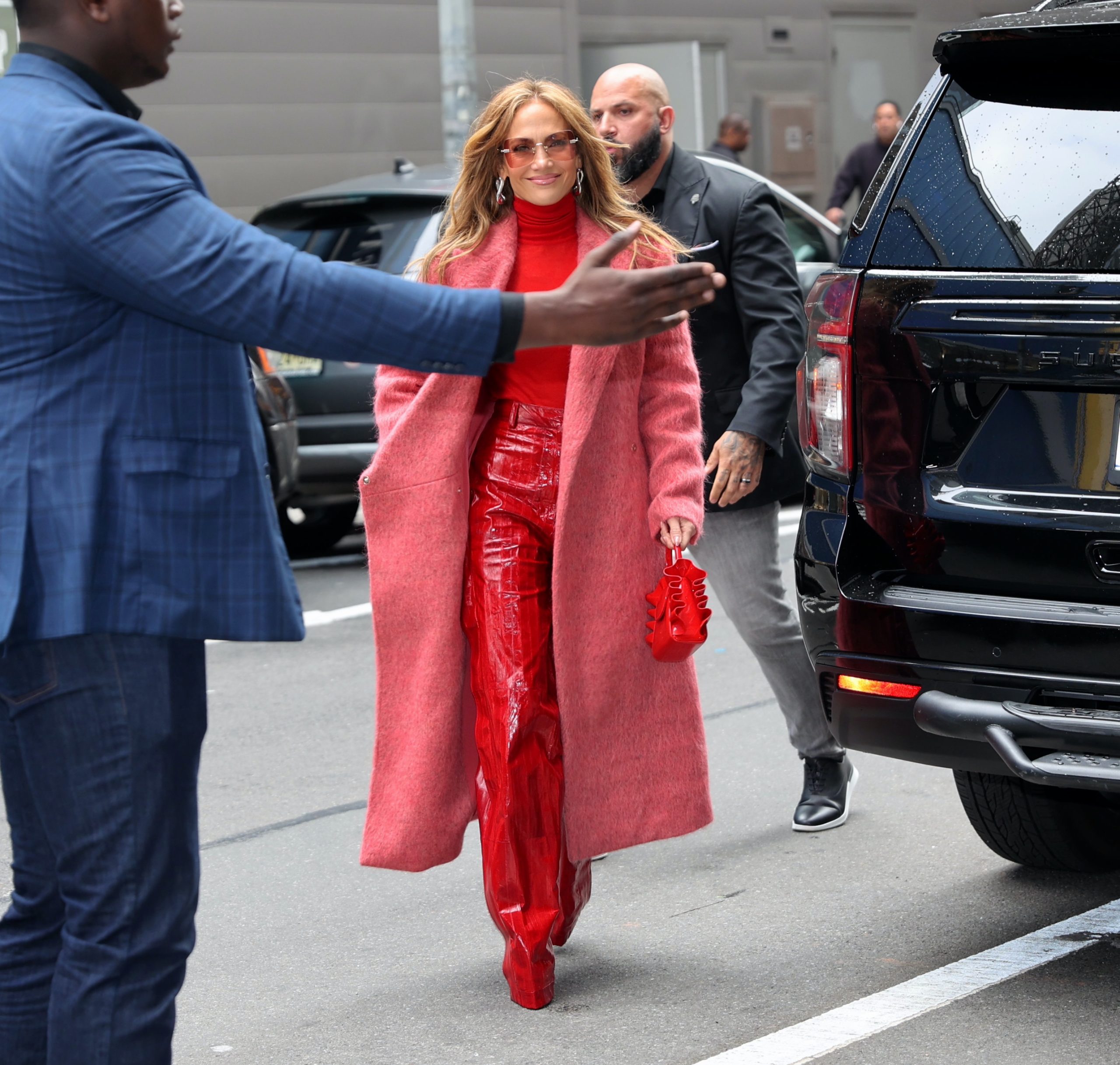 Culori care se potrivesc cu rosu