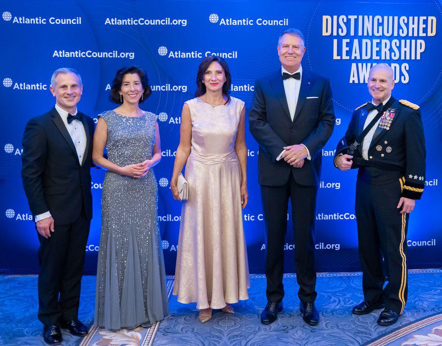 Cum a aparut Carmen Iohannis, in America, la intalnirea cu Jill Biden 4