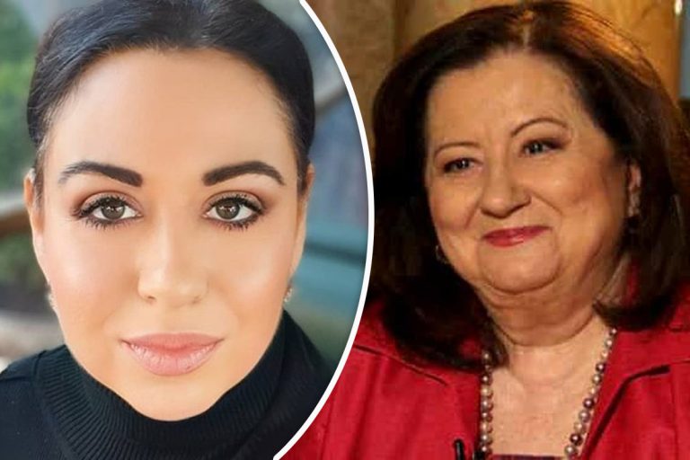 Cum a apărut Oana Roman la parastasul de trei luni al mamei sale. Vedeta a organizat totul singură, cum a fost surprinsă în biserică