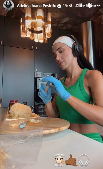 Cum a fost surprinsa Adelina Pestritu, în bucatarie, facand sarmale