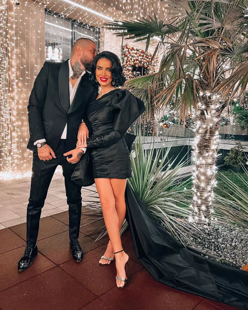 Cum arata Adelina Pestritu in costum de baie, dupa ce a renuntat la implanturile mamare 19