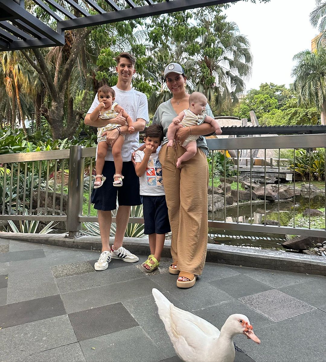 Cum arata Andreea Popescu, dupa ce si-a facut o noua operatie la fata 19