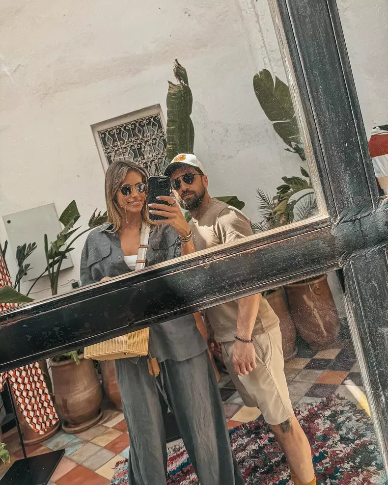 Cum arata Gabriela Prisacariu, sotia lui Dani Otil, in costum de baie 1