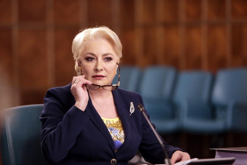 Cum arăta Viorica Dăncilă în tinerețe. Niciodată nu ți-ai fi imaginat-o așa, fotografii de colecție cu femeia care a fost premierul României