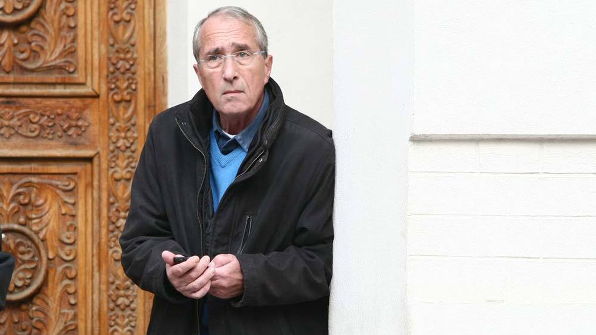 Cum arata acum ultimul fiu in viata al lui Nicolae Ceausescu 18