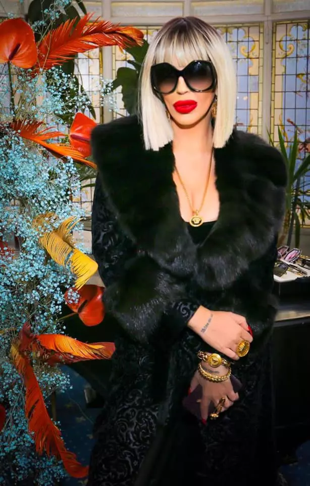 Cum arata de fapt parul Ralucai Badulescu 3