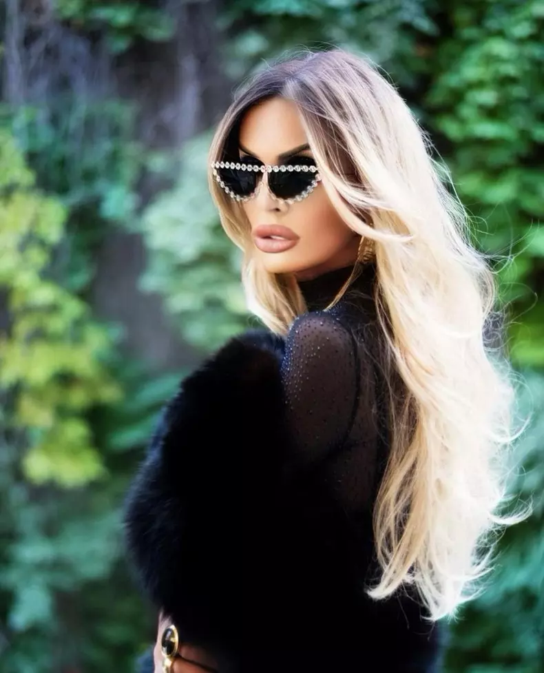 Cum arata de fapt parul Ralucai Badulescu 6