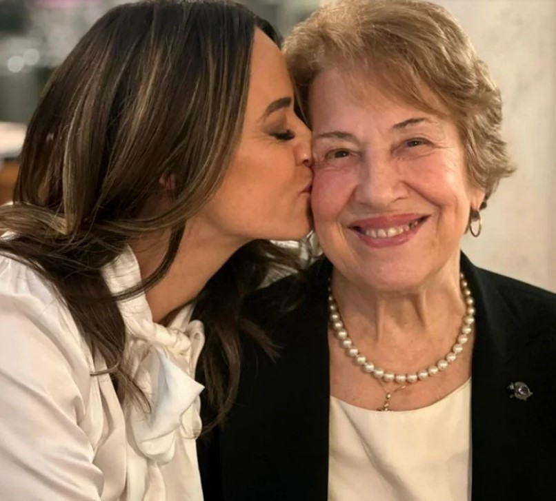 Cum arata mama Andreei Raicu, fosta stewardesa, la 84 de ani 6