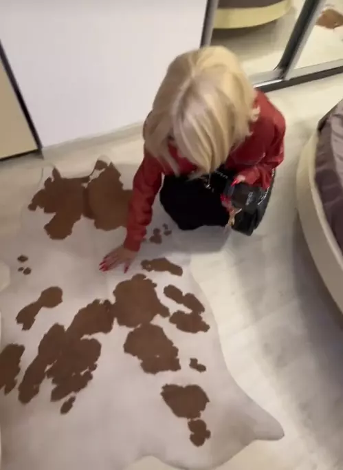 Cum arata patul in care doarme Raluca Badulescu 12