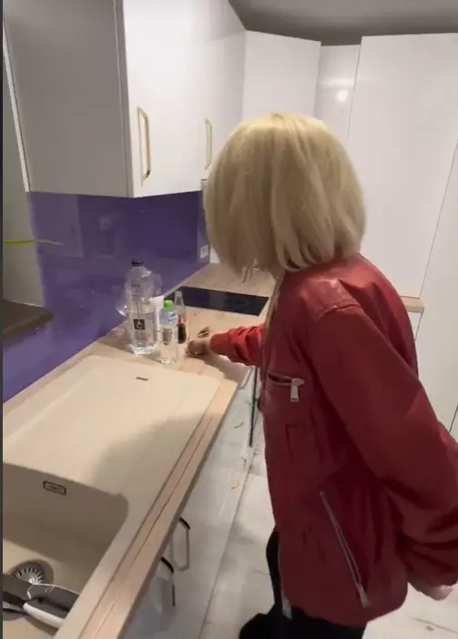 Cum arata patul in care doarme Raluca Badulescu 3