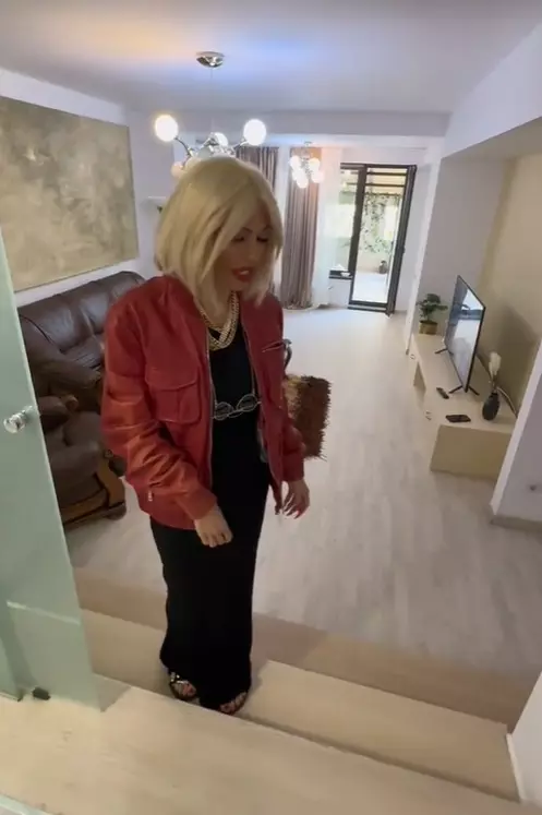 Cum arata patul in care doarme Raluca Badulescu 5