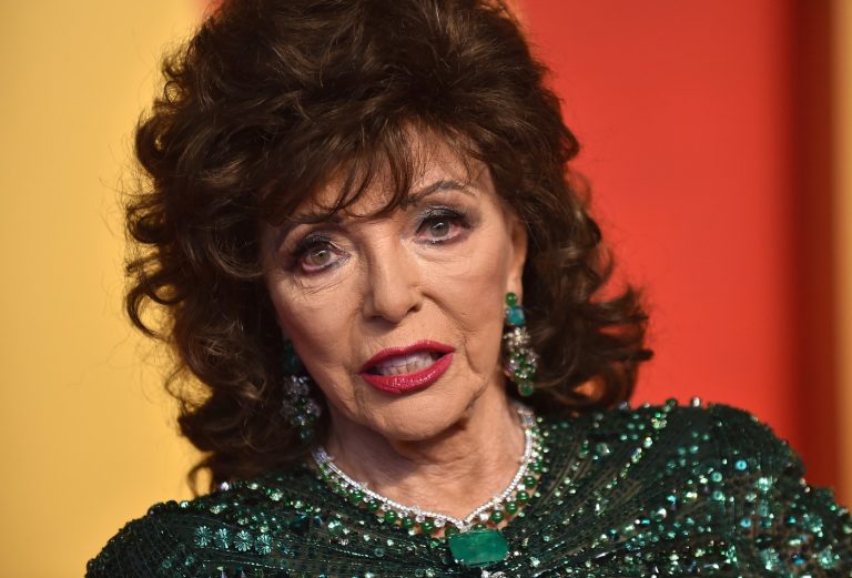 Cum reușește Joan Collins să arate impecabil la 91 de ani. Actrița și-a dezvăluit secretul: “De ce să nu mă bucur de viață? E fabuloasă!”