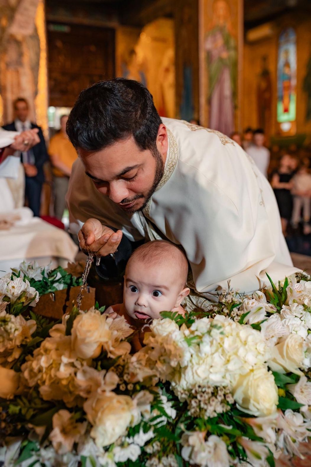 Ecaterina Ladin, Dalida din Las Fierbinti, si-a botezat al treilea baiat 4