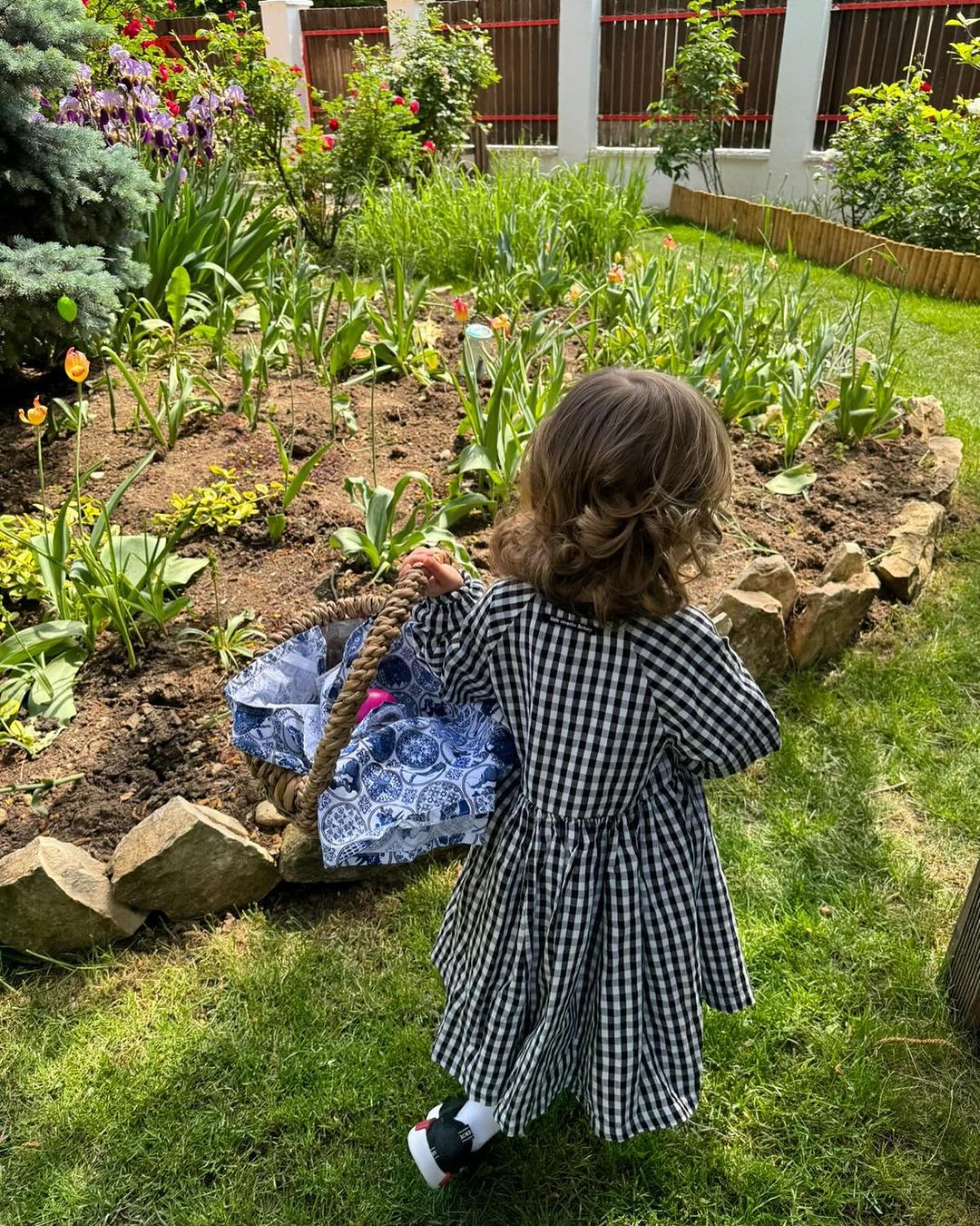 Imagine adorabila cu fiica Ginei Pistol si a lui Smiley. Cat de mult a crescut Josephine Fanii au fost cuceriti pe loc Aveti o fiica minunata 2
