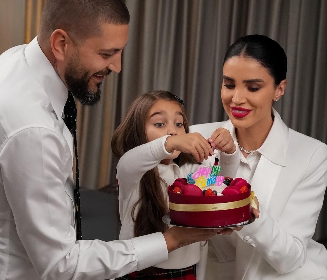 Imagine rara cu fiica Adelinei Pestritu 12