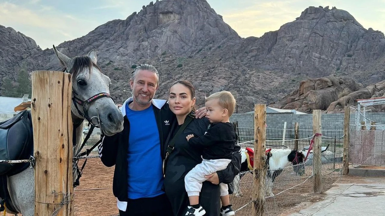 Imagini adorabile cu fiul lui Laurentiu Reghecampf si al Corinei Caciuc 6