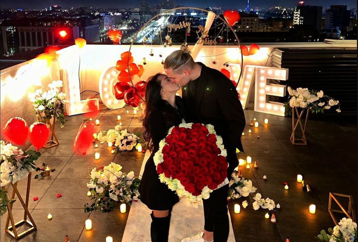 Larisa Iordache si iubitul au stabilit data cununiei civile 5