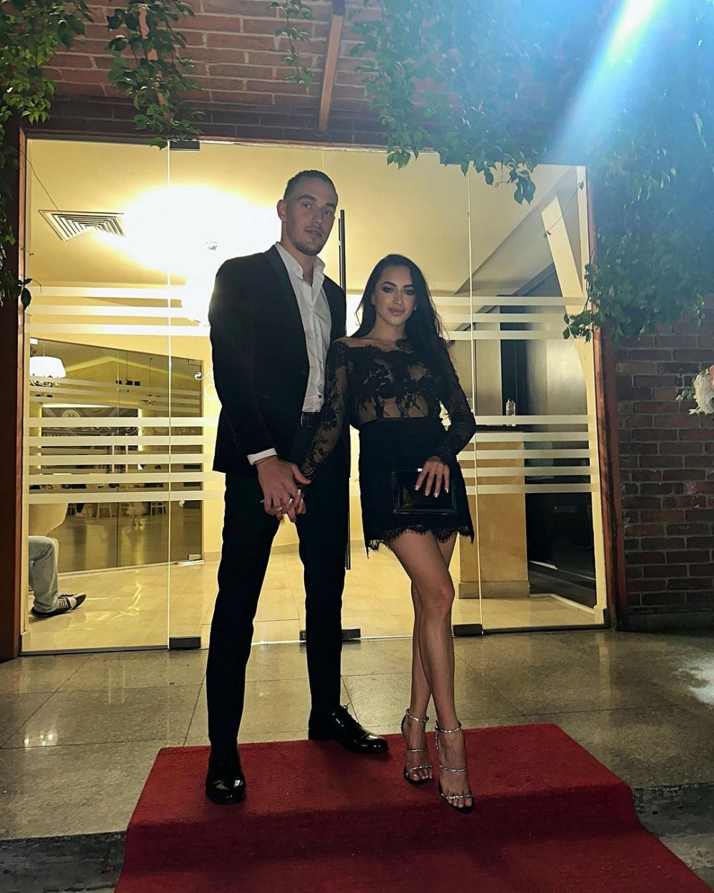 Larisa Iordache si iubitul au stabilit data cununiei civile 8