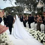 Rochia de mireasa fabuloasa purtata de aleasa miliardarului Umar Kamani 12