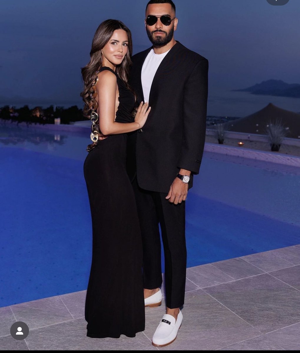 Rochia de mireasa fabuloasa purtata de aleasa miliardarului Umar Kamani 18