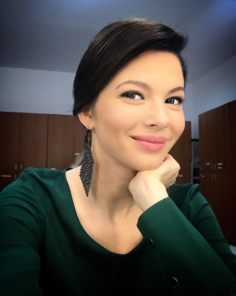 Tinuta eleganta purtata de Anca Lungu la Cannes 12