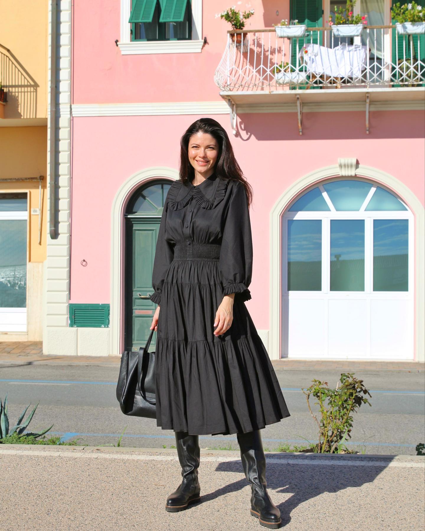 Tinuta eleganta purtata de Anca Lungu la Cannes 7