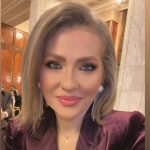 Unde a ales Mirela Vaida sa petreaca Pastele anul acesta 10