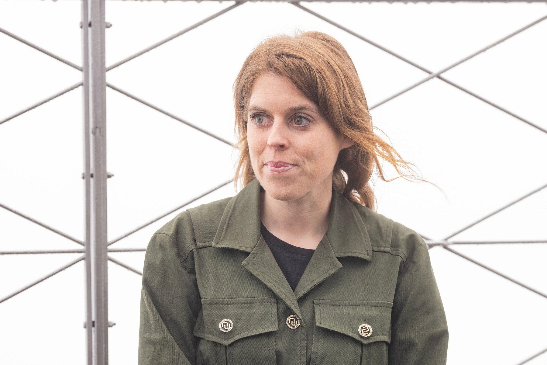 X lucruri si imagini uimitoare cu printesa Beatrice, cea care o va inlocui pe Kate Middleton la indatoririle ei regale 13