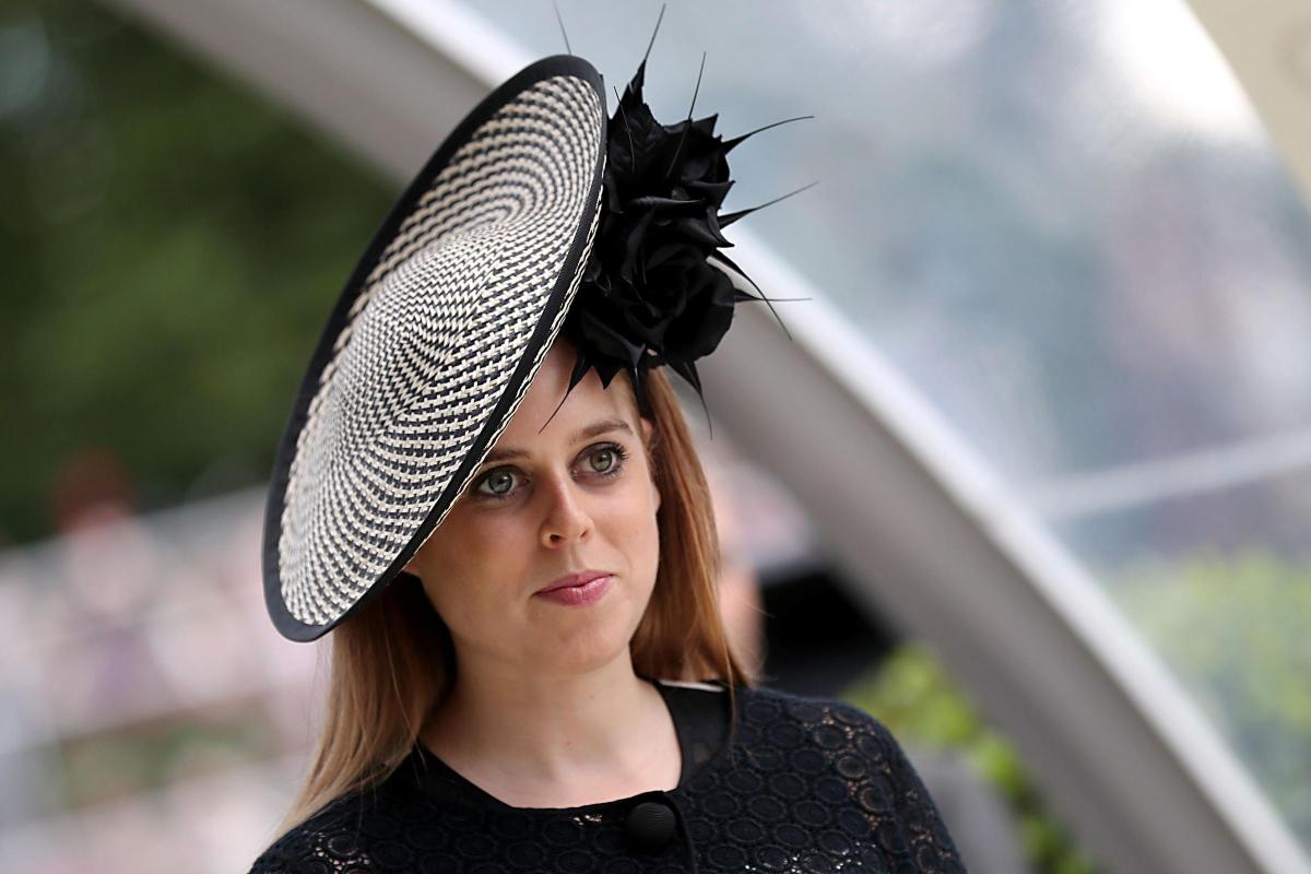 X lucruri si imagini uimitoare cu printesa Beatrice, cea care o va inlocui pe Kate Middleton la indatoririle ei regale 9