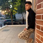 Cine este Babasha, manelistul care a urcat pe scenă la concertul Coldplay și a fost huiduit