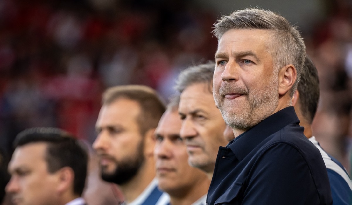 Cat de frumoasa este sotia lui Edward Iordanescu, antrenorul echipei nationale de fotbal a Romaniei 15