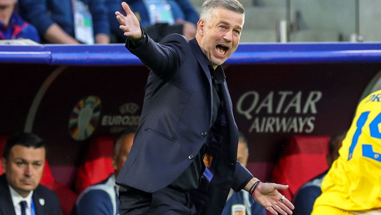 Cat de frumoasa este sotia lui Edward Iordanescu, antrenorul echipei nationale de fotbal a Romaniei 21