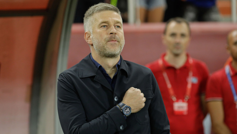 Cat de frumoasa este sotia lui Edward Iordanescu, antrenorul echipei nationale de fotbal a Romaniei 24