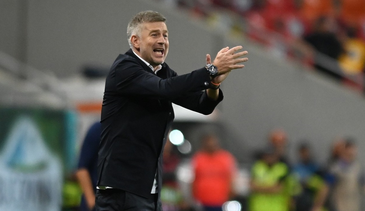 Cat de frumoasa este sotia lui Edward Iordanescu, antrenorul echipei nationale de fotbal a Romaniei 9