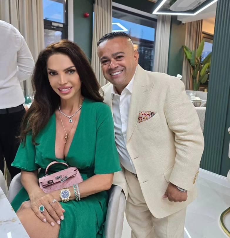 Cristina Spatar, petrecere de lux de ziua ei de nastere, in restaurantul lui Adrian Minune